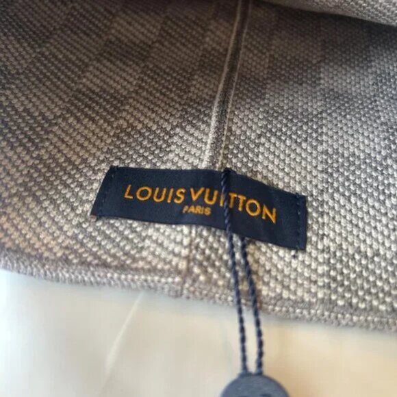 NWT Louis Vuitton Beanie Cap - Picture 3 of 4